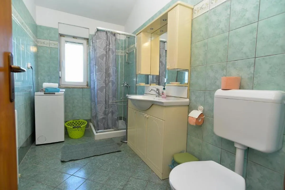 Idyllic Escape In Fasana, Relax And Unwind Apartment Fazana