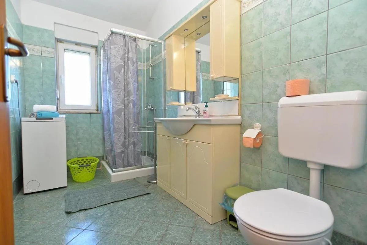 Idyllic Escape In Fasana, Relax And Unwind Apartment Fazana