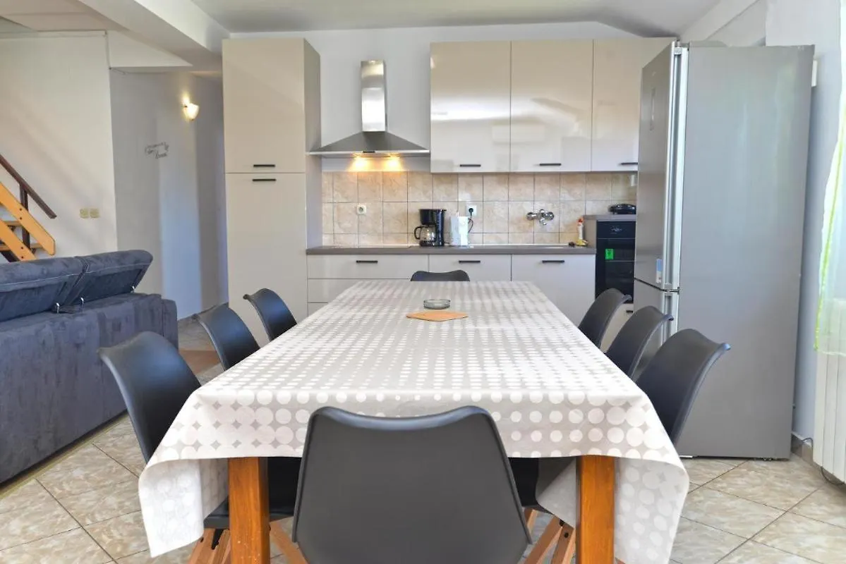 Idyllic Escape In Fasana, Relax And Unwind Apartment Fazana