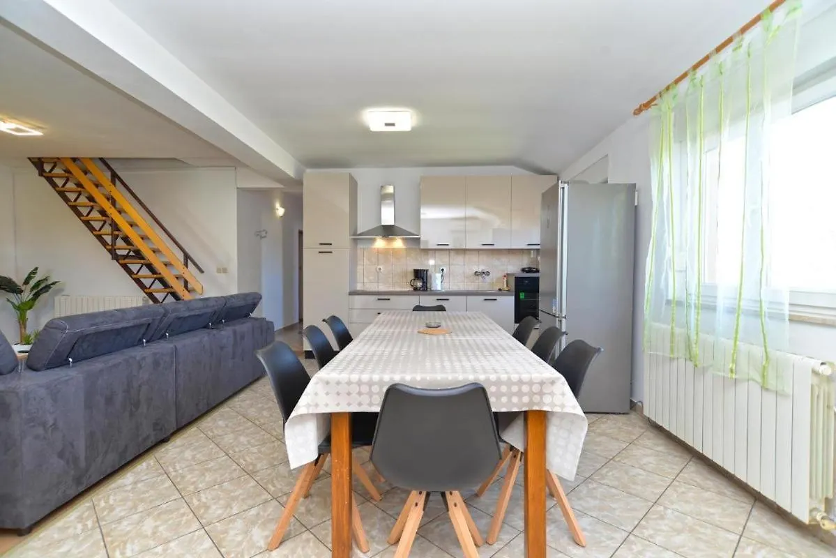 Idyllic Escape In Fasana, Relax And Unwind Apartment Fazana